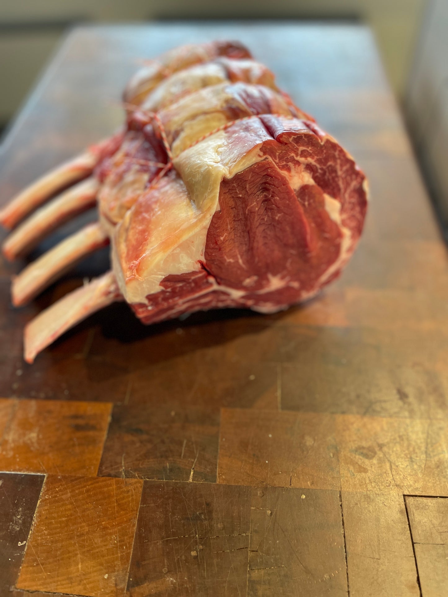 Standing rib roast